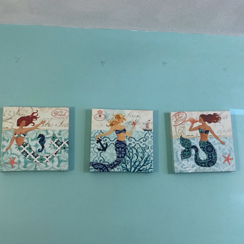 🌸SET OF THREE MERMAID PICTURES🌸